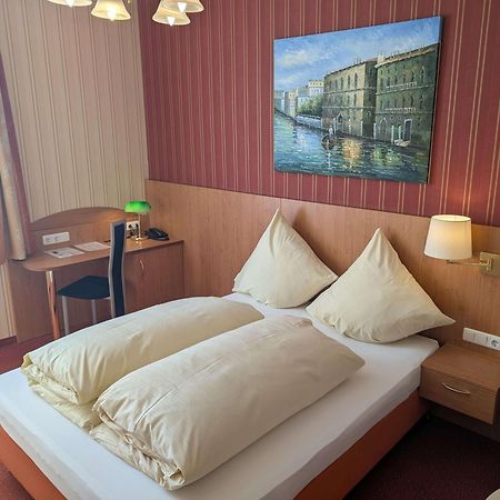 Stadthotel Аугсбург Экстерьер фото