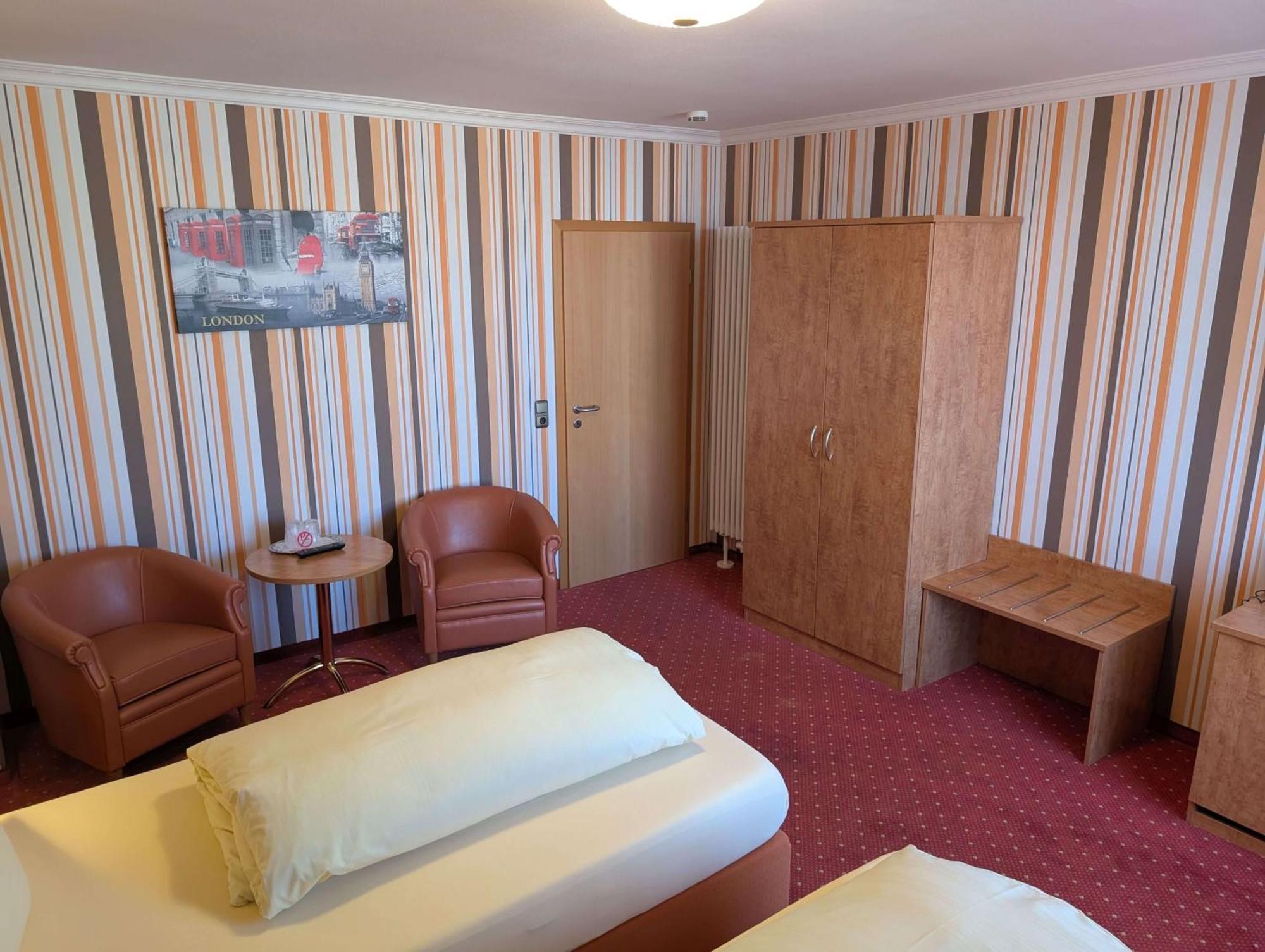Stadthotel Аугсбург Экстерьер фото