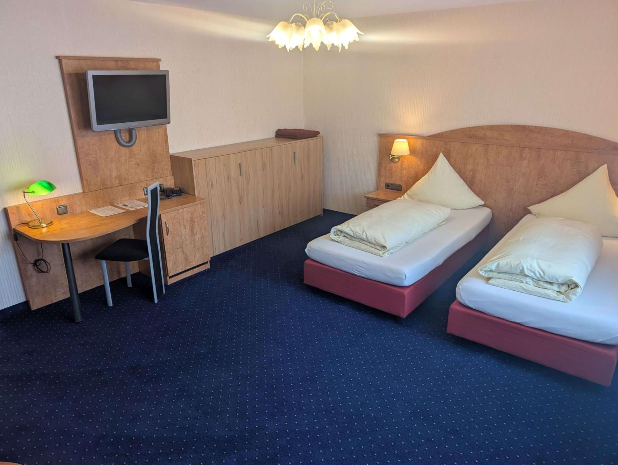 Stadthotel Аугсбург Экстерьер фото