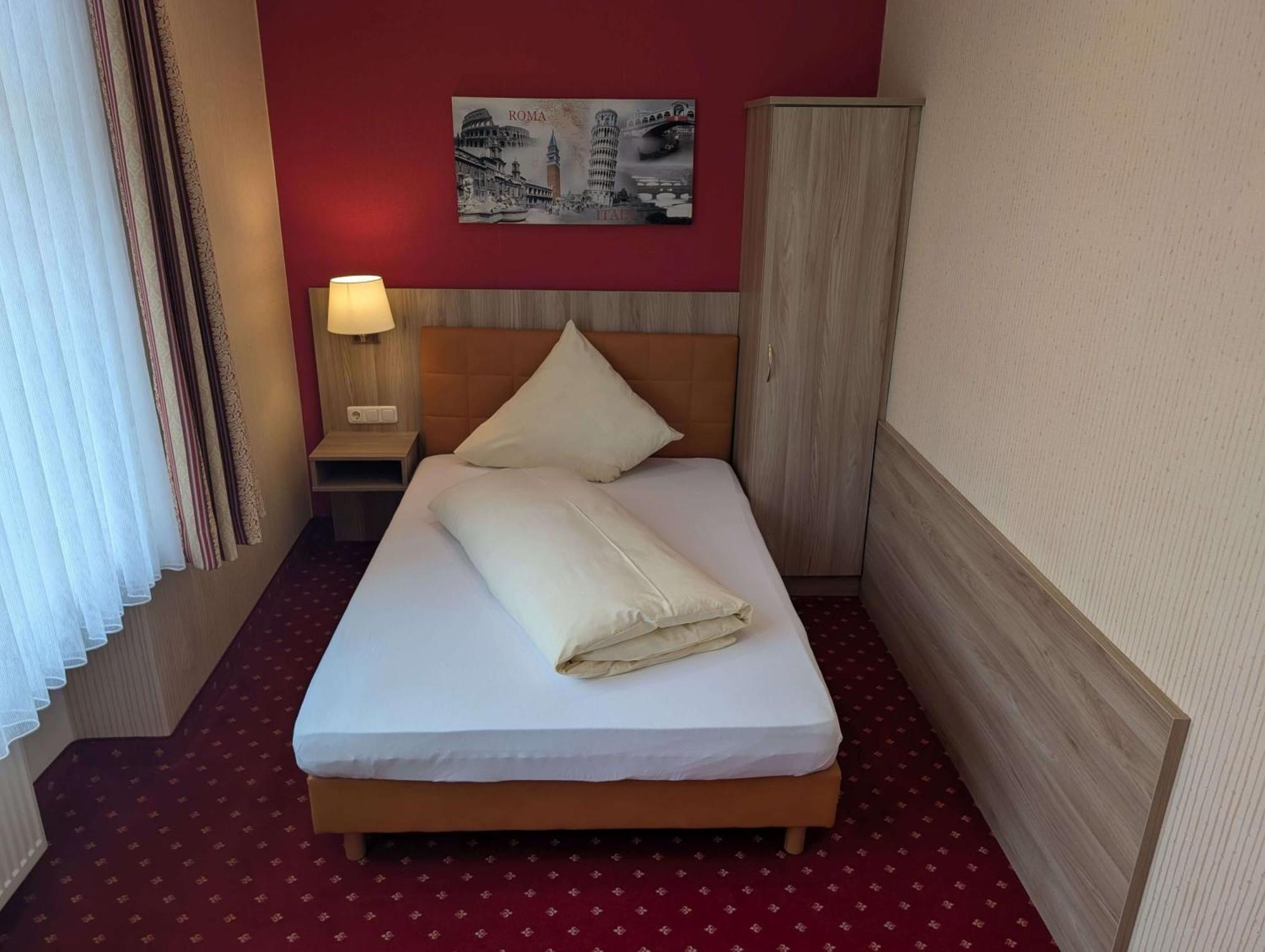 Stadthotel Аугсбург Экстерьер фото