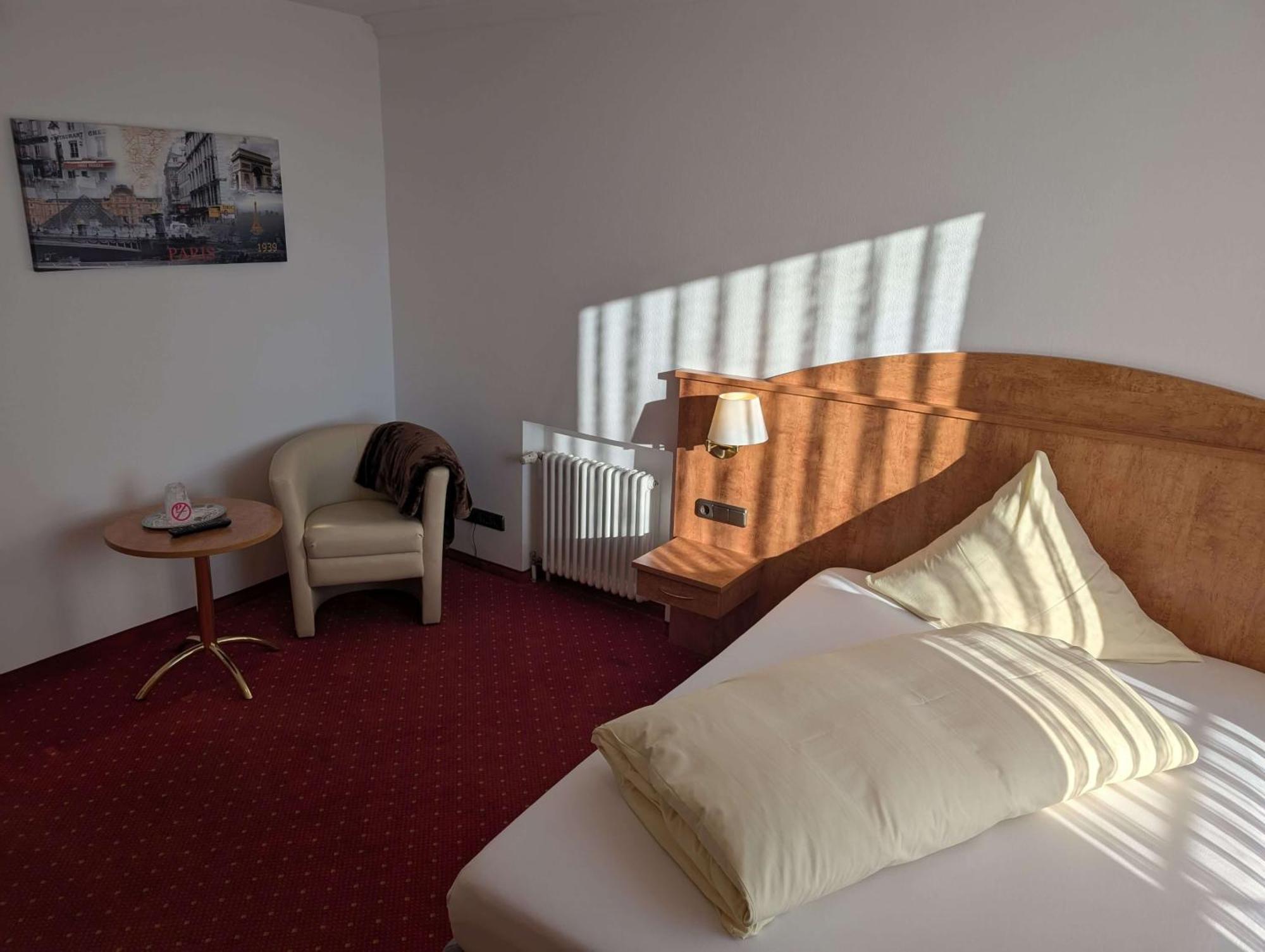 Stadthotel Аугсбург Экстерьер фото